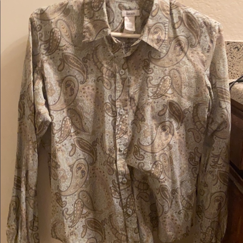 Liz & Co button down blouse